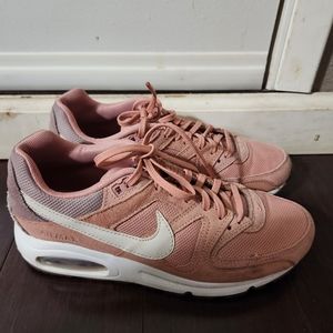 Women nike air max size 8